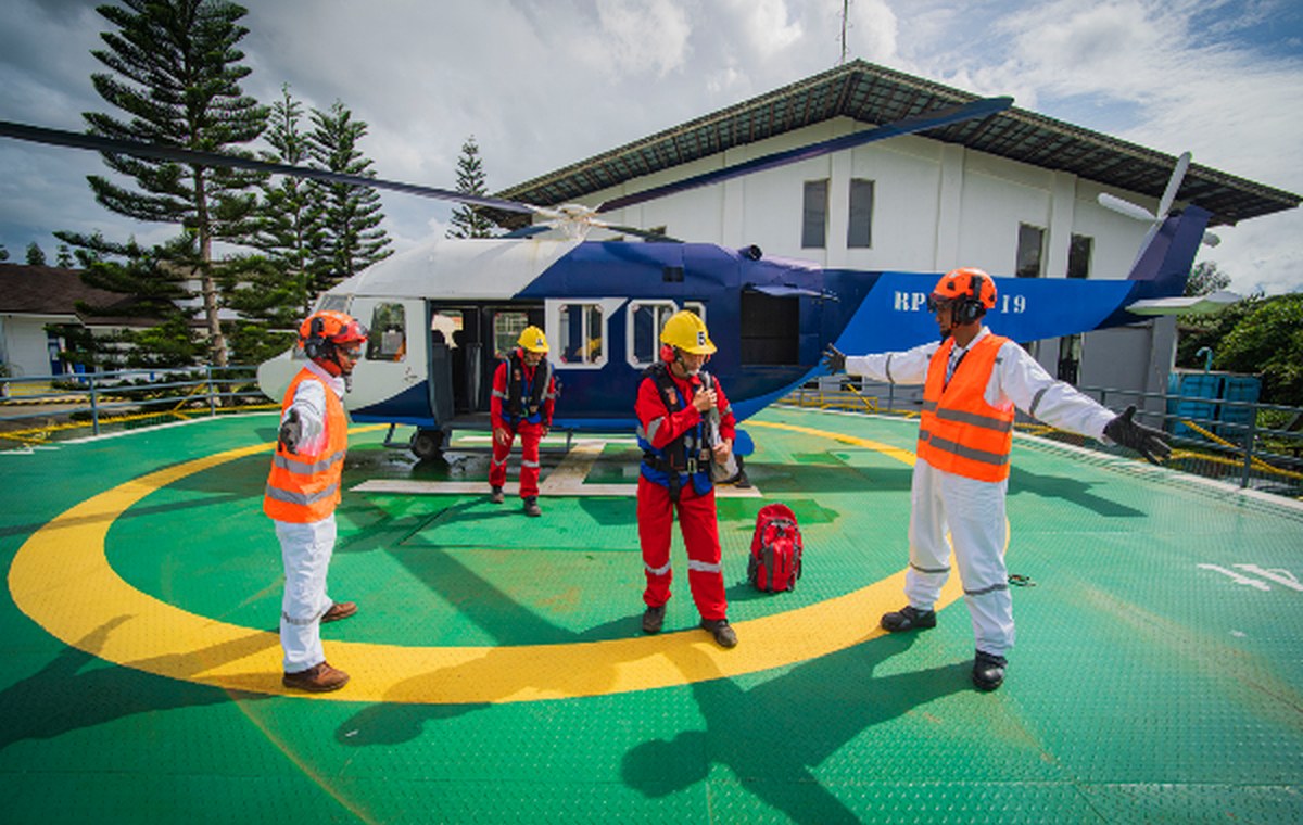 COMPASS Offshore helideck and offshore team practical training